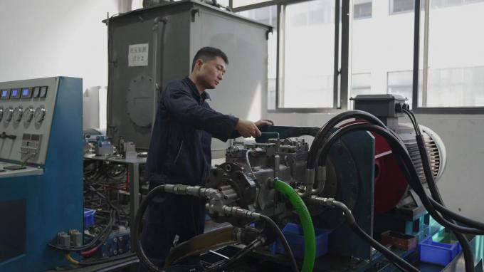 MPT046 pomp en onderdelen op voorraad nu beschikbaar Made in China Fit Sauer MPT046 Hydraulische pomp 8